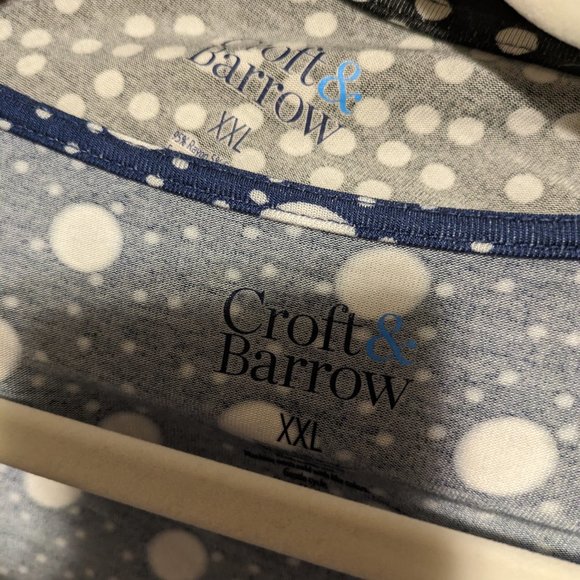 Pair of Croft & Barrow Shirts - Picture 2 of 4